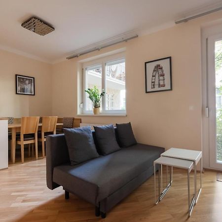 Absolute Ruhelage Im Zentrum Mit Parkplatz Apartment Vienna Luaran gambar