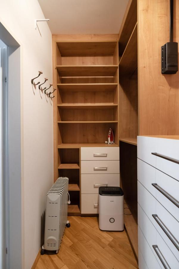 Absolute Ruhelage Im Zentrum Mit Parkplatz Apartment Vienna Luaran gambar