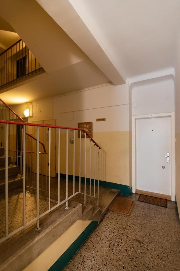 Absolute Ruhelage Im Zentrum Mit Parkplatz Apartment Vienna Luaran gambar