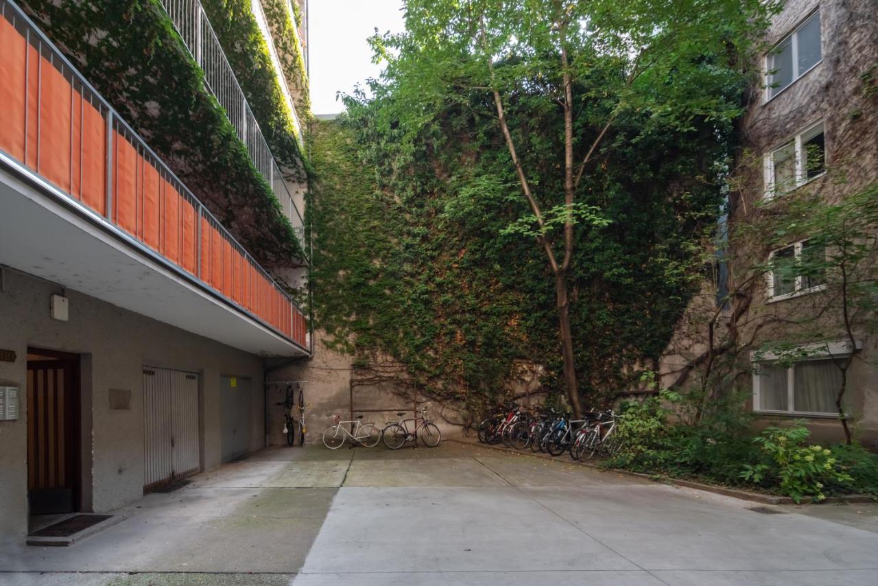Absolute Ruhelage Im Zentrum Mit Parkplatz Apartment Vienna Luaran gambar