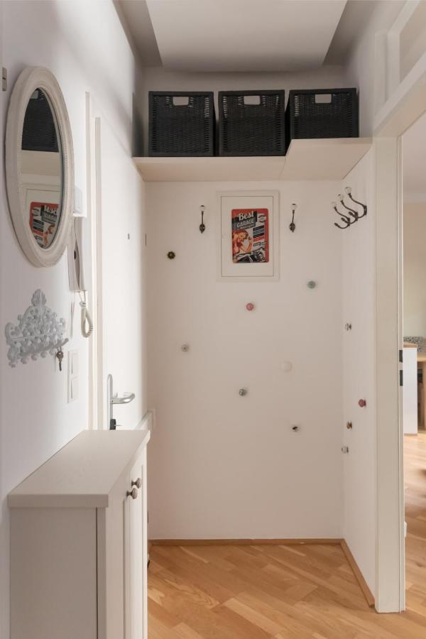 Absolute Ruhelage Im Zentrum Mit Parkplatz Apartment Vienna Luaran gambar