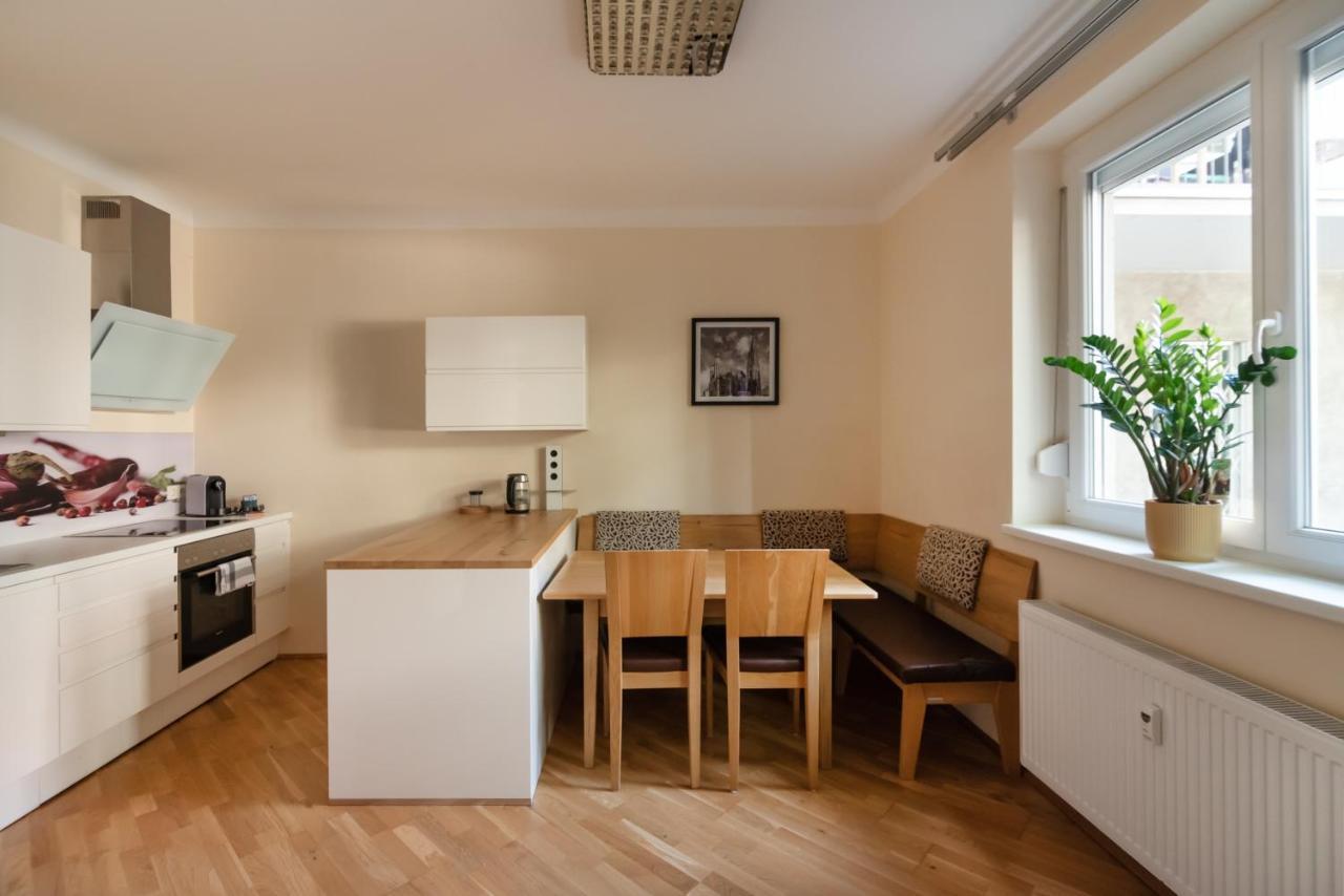 Absolute Ruhelage Im Zentrum Mit Parkplatz Apartment Vienna Luaran gambar