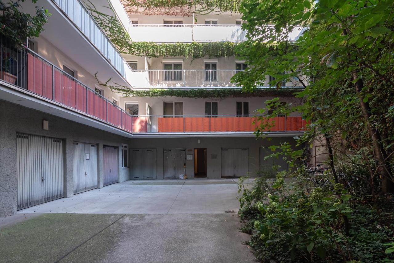 Absolute Ruhelage Im Zentrum Mit Parkplatz Apartment Vienna Luaran gambar