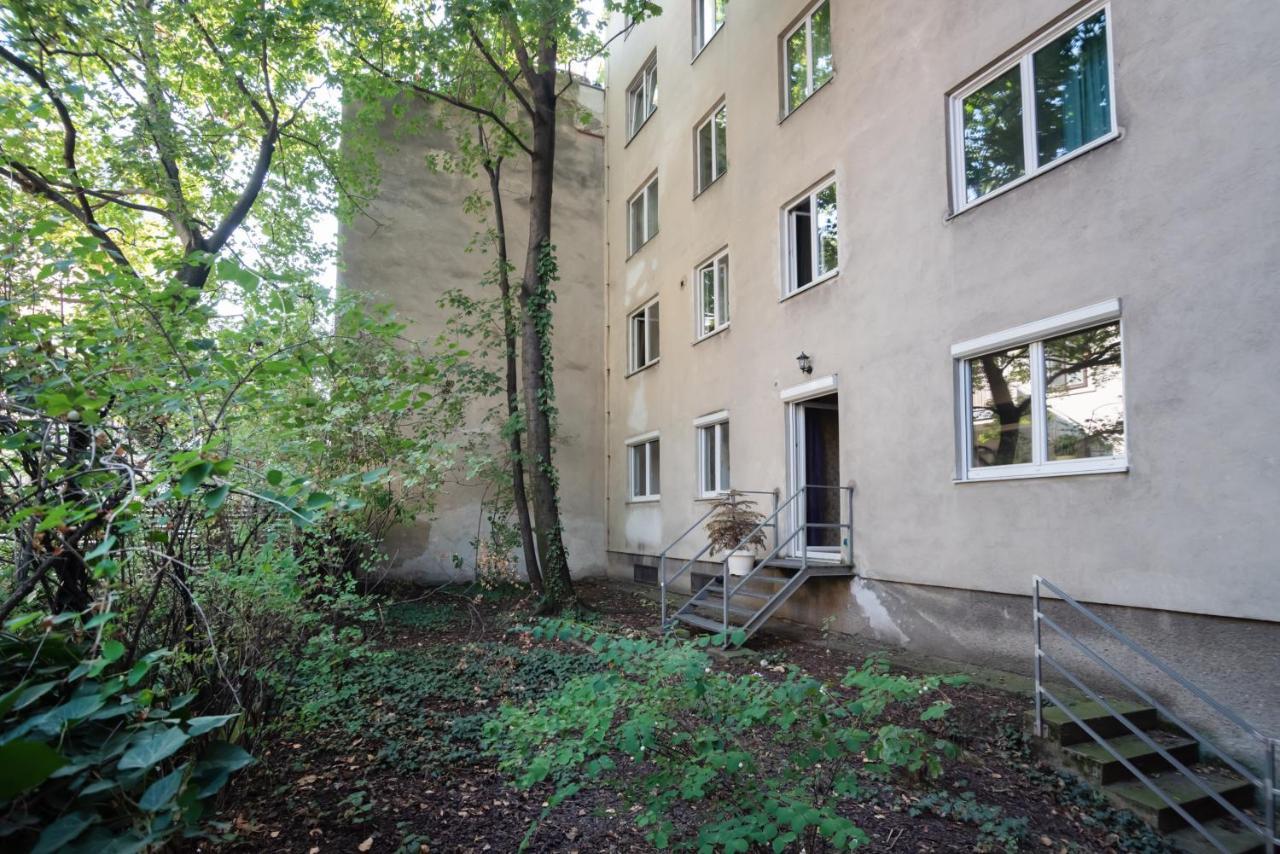 Absolute Ruhelage Im Zentrum Mit Parkplatz Apartment Vienna Luaran gambar