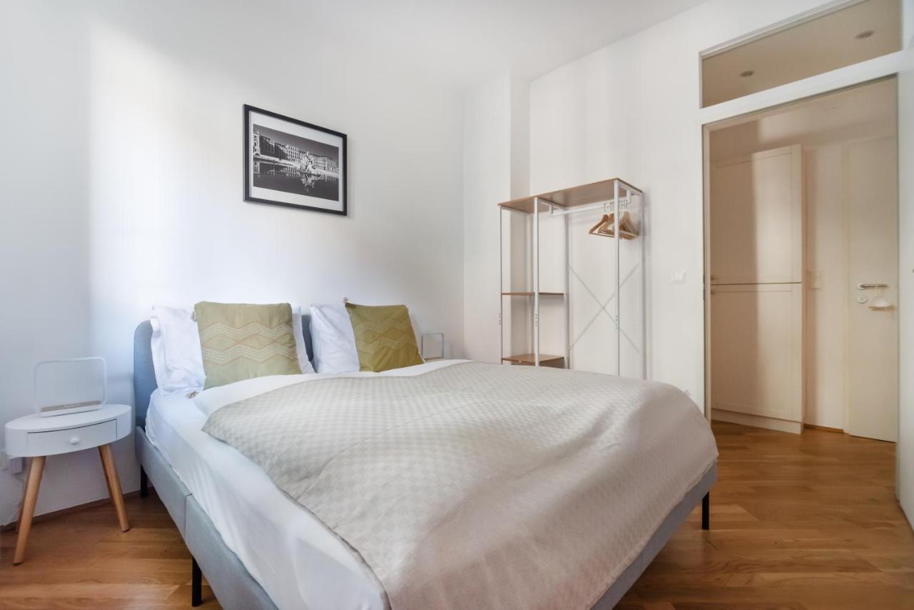 Absolute Ruhelage Im Zentrum Mit Parkplatz Apartment Vienna Luaran gambar