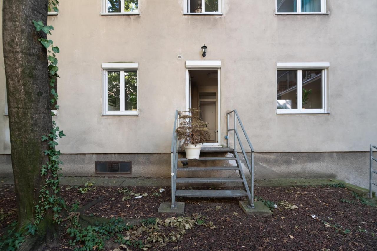 Absolute Ruhelage Im Zentrum Mit Parkplatz Apartment Vienna Luaran gambar